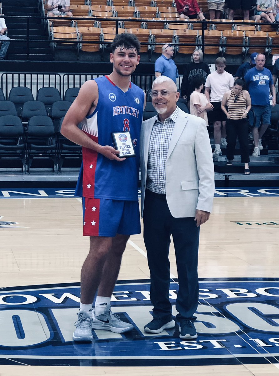 Kentucky beats Indiana 94-90!!!

Our very own Teagan Moore finished with 31 pts and was named the MVP.

He represented Owen County well, very proud.

#WEareOC