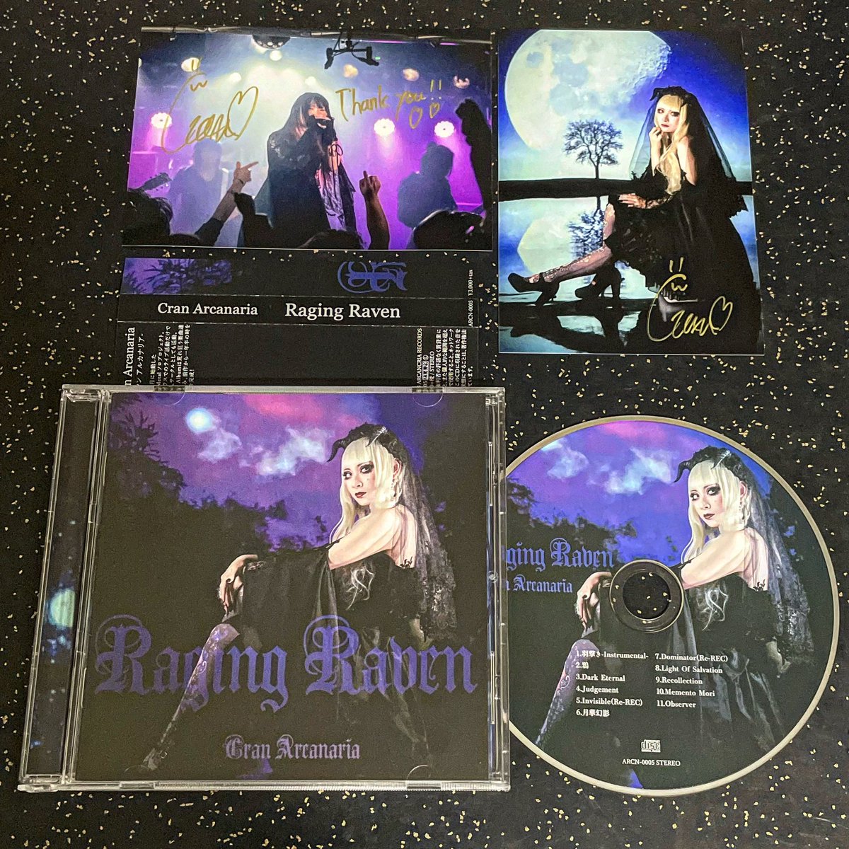 TheTrueAsgard's tweet photo. New arrival:
Cran Arcanaria @Cran_Arcanaria "Raging Raven" CD, and "月影" ("Tsukikage") vol.3 photobook, plus 2× bonus signed bromides.
From Cran Arcanaia BOOTH store, via Tenso.
#CranArcanaria #RagingRaven #CD #月影 #Vol3 #Photobook #Bromide https://t.co/REOsoQCeoZ