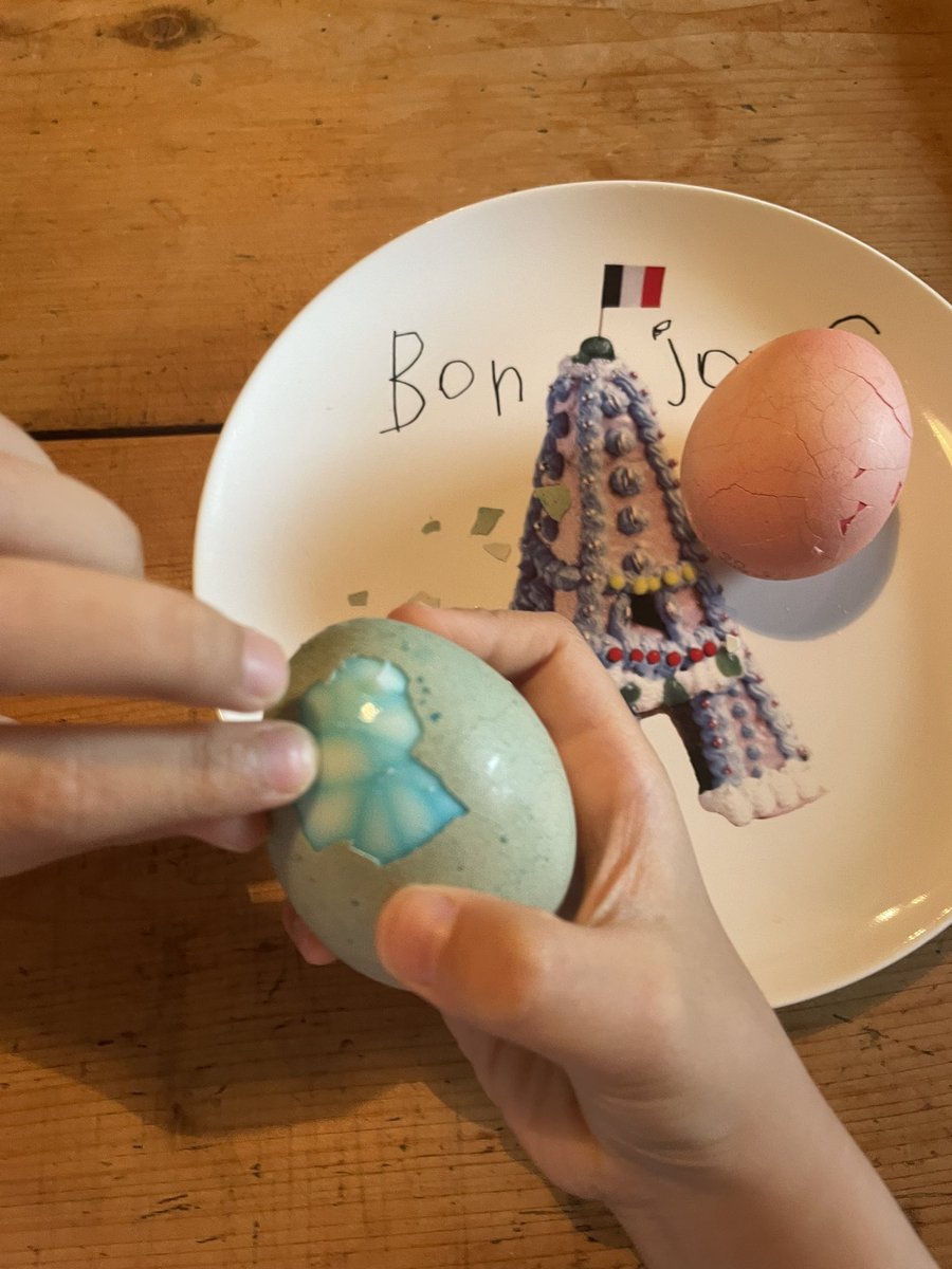 GomaMJR's tweet photo. Dinosaur Egg🦕🥚

ギャオ、🦖産まれたて。

ひさびさの恐竜たまご。
カンタンなのにインパクトある。 https://t.co/ARUrYCugOk