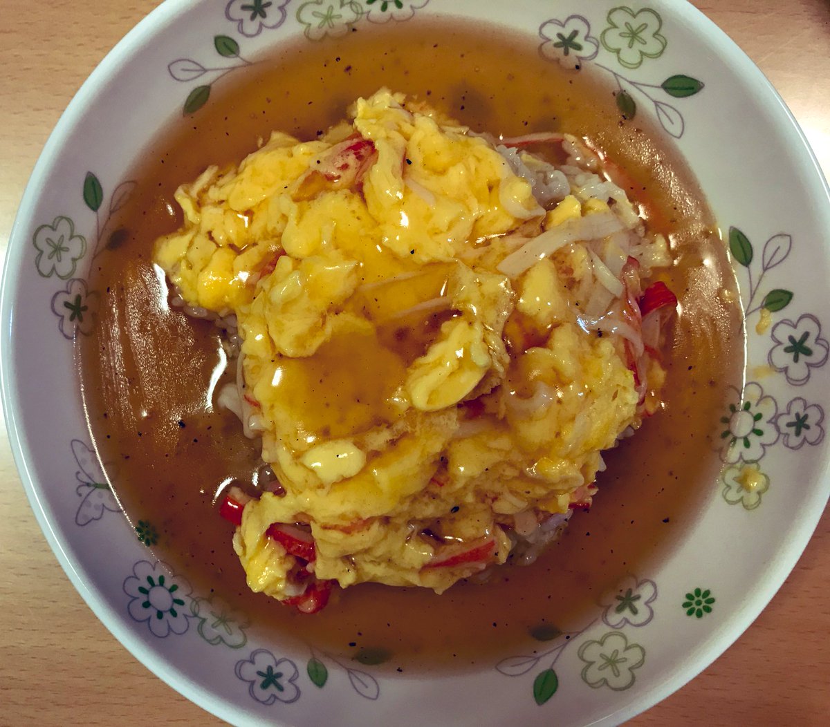 straw_berrycook's tweet photo. 昨日の夜ごはんはあんだく天津飯を作りました!卵にマヨネーズと片栗粉を入れることで固まりすぎずにふわふわの半熟卵ができました♪
#mamatas #天津飯 #中華料理 #簡単
#あんかけ #おかず #簡単 #時短 #手軽
#夜ごはん #自炊 #おうちごはん
#料理記録 https://t.co/qMH4K0Y9uw