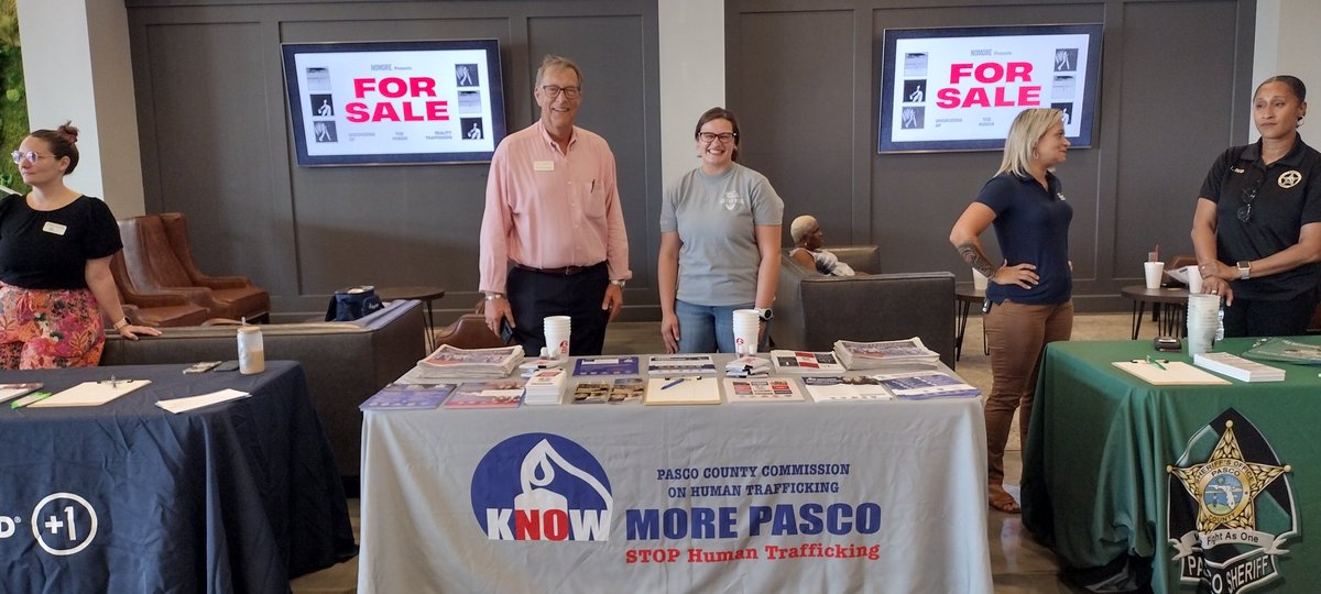knowmorepasco's tweet photo. Paul Friedlander and Makayla Damato representing the Pasco County Commission on Human Trafficking at the For Sale event put on by the No More Foundation at Grace Family Church! ❌

#stophumantrafficking #humantraffickinghotline18883737888 https://t.co/8BtRzkGptN