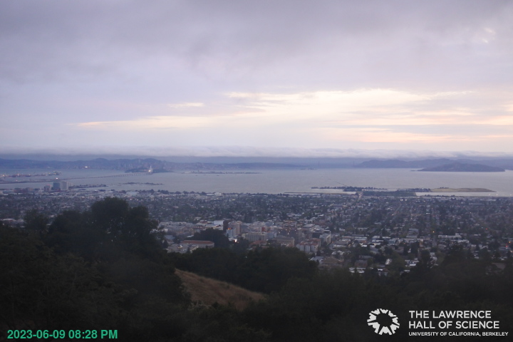 SFBayViewer's tweet image. San Francisco Bay as seen from The Lawrence Hall of Science
static.lawrencehallofscience.org/scienceview/sc…