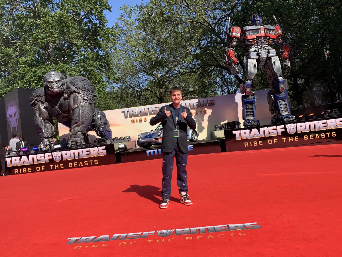 YouthGottit's tweet photo. SATURDAY Youth #Gottit: https://t.co/CgOV2JKjRm THAT https://t.co/GhqeaIUriE & https://t.co/iOjJz3pvHZ Follow .@YouthGottit https://t.co/CgOV2JKjRm #Transformers #RiseOfTheBeasts #DCHro #Spideman #SpiderVerse #TheFlash #SaturdayVibes #SaturdayMotivation #SaturdayMorning https://t.co/trsnmvdlmN