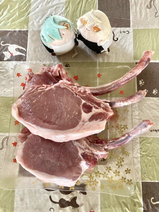骨付き肉を焼くぞー!! にーく!にーく!