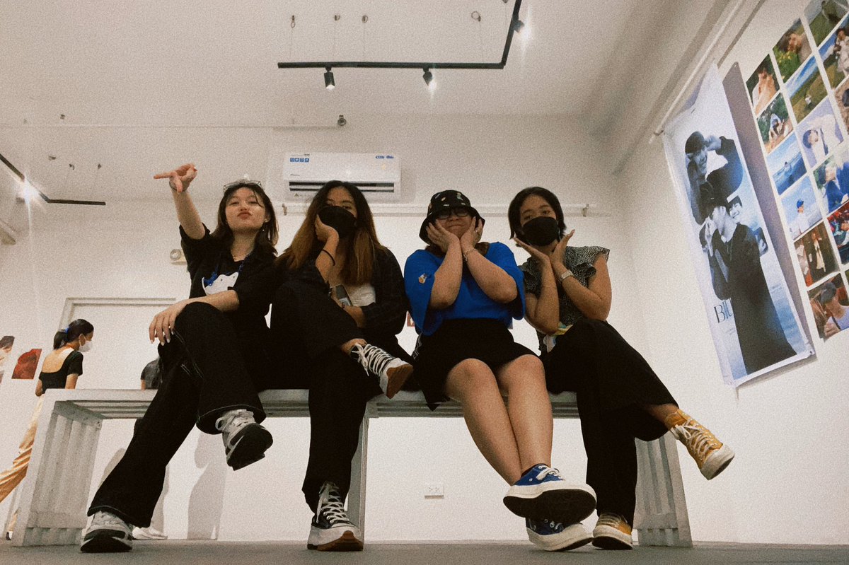 wichapasluve's tweet image. build day with my fave girls 💙
@jeffsbible @sumettime @cumulusxclouds @biustial 

#TinatangiKitaBuild 📷 

#BuildJakapan ; @JakeB4rever