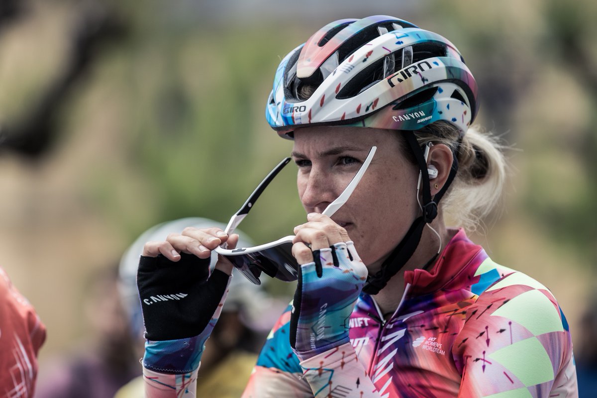 CIC-Tour des Pyrénées stage 1 saw <a href="/PaulienaR/">Pauliena Rooijakkers</a> finish in 6th &amp; <a href="/Sar_Roy/">Sarah Roy</a> lead home the bunch. 

Pauliena, Neve Bradbury and Antonia Niedermaier are all +0 seconds on GC. 

Today, it's all about the summit finish of Hautacam ⛰️

Start: 12:50CEST
Broadcast: 13:00CEST