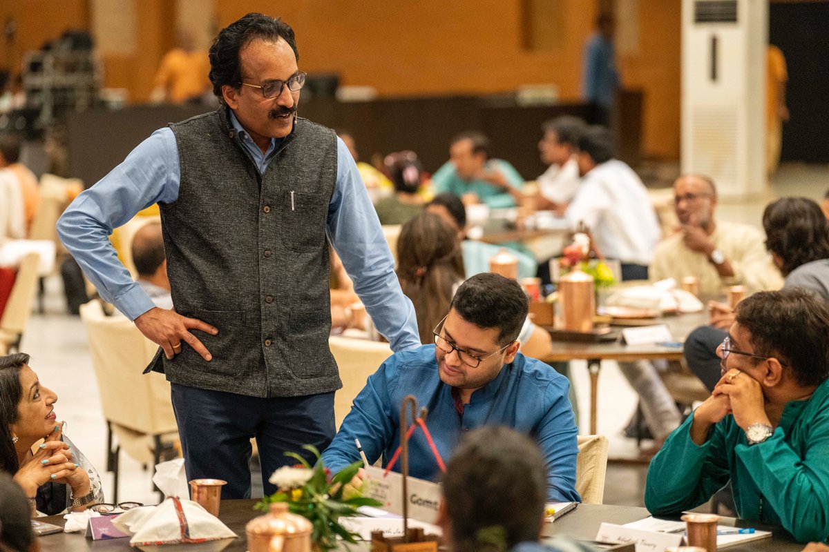 SadhguruAcademy's tweet image. &quot;You are doing fantastic work, but if you are not there tomorrow, who is going to do it? You have to make sure there is another person other than you. Every individual has this responsibility to mentor yet another person.&quot; - Shri. S. Somanath, ISRO #humanisnotaresource #mentoring