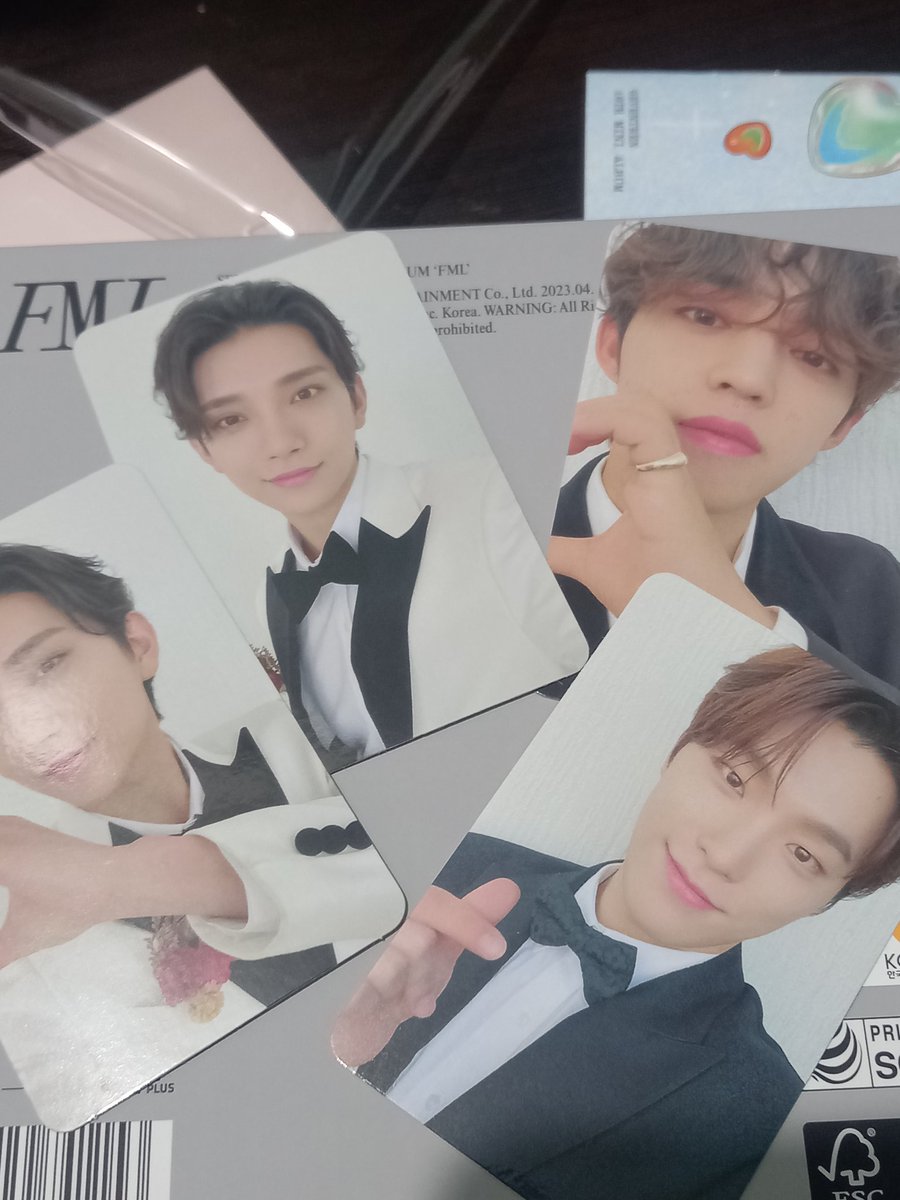 sunnieestz's tweet photo. — #HaymeProofs

Hi, @haymebuys ! My fml album came home na! Thank you so much for packing it safely and for the smooth transaction din po, sparks so much talaga! 🤩🤩 https://t.co/sXQbSs0v5h