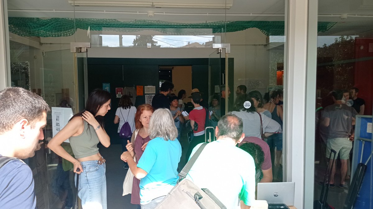 JaumeGrauLopez's tweet image. Comença la trobada de moviments socials en defensa del territori, a Gelida, acollits per @stopagroparc 
Ponència inaugural de @salut_camarada 
#ecologia #lluita #crisiecologica @ecologistes