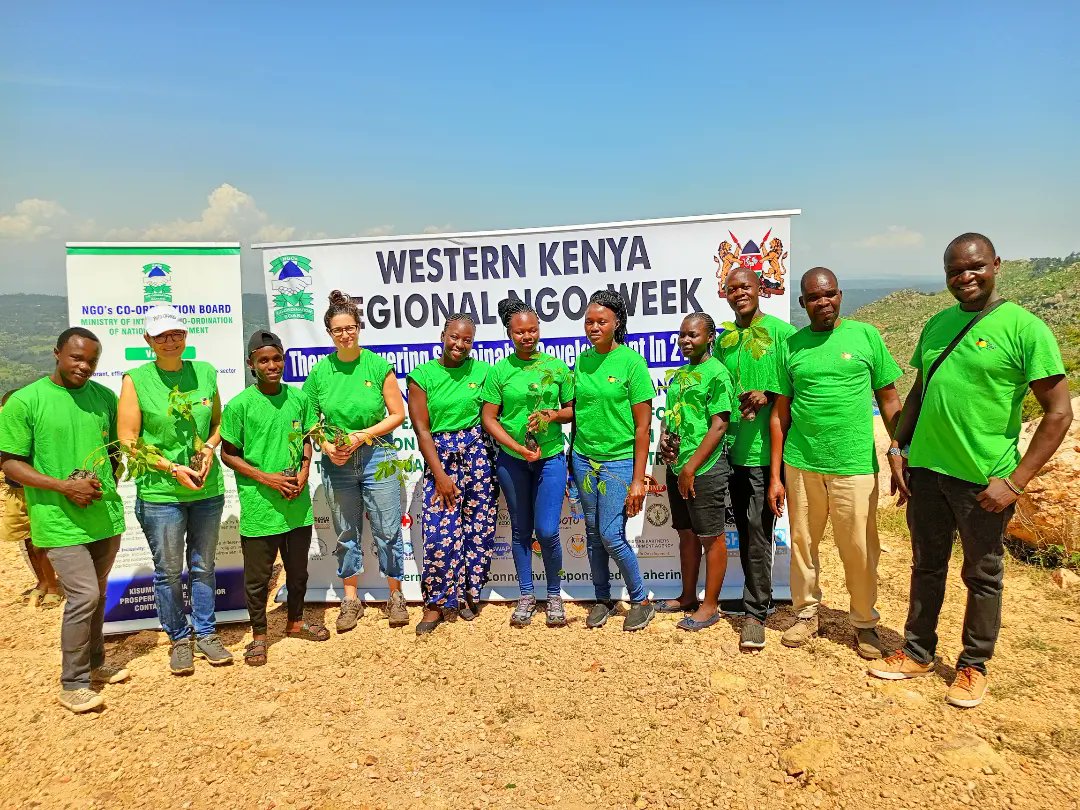 mms_kenya's tweet photo. To mark the end of #ngosweek2023, we joined @ngoboardkenya and Christian Partners Development Agency organization for a tree planting exercise at Maragoli Hills on Friday.
We donated 1000 tree seedlings towards this initiative.π³π±
#ngos #ngosweek2023 #trees
#makemesmile https://t.co/7HHBUojuuE