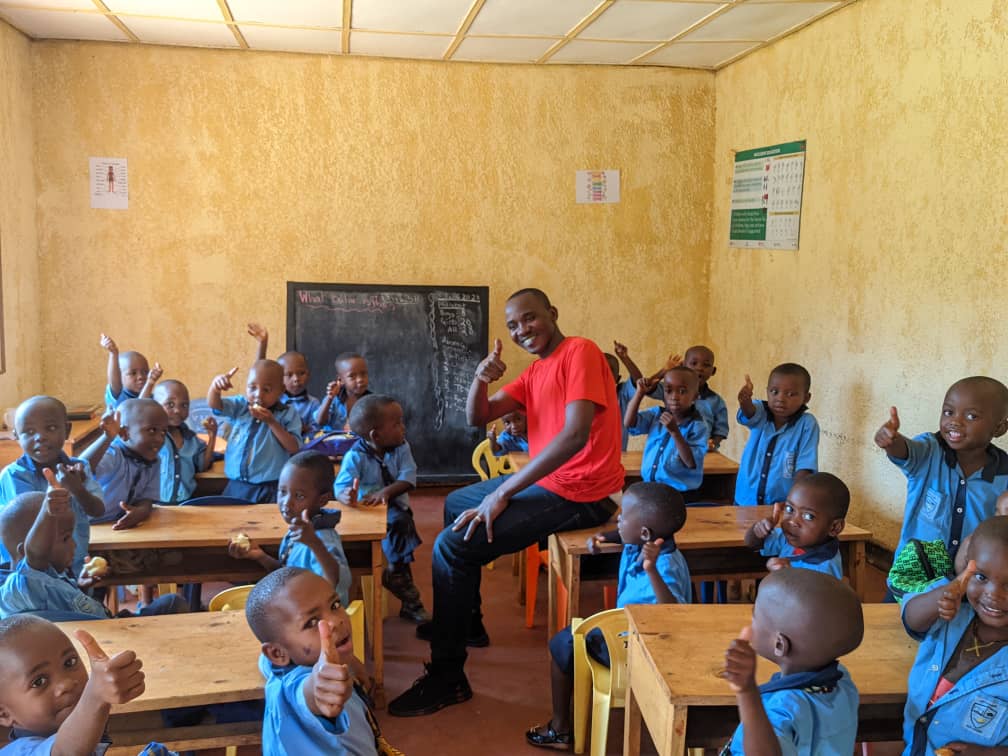 Yesterday Our CEO @elienshimiyima Visited the children cared by #BrigdeofHope. #Nzige sector  @RwamaganaDistr. The visit was intended to check the wellness of children and their studies performance.Thanks to #Caregivers #OrganizationalLeadership and our #Partners @CosarOfficial