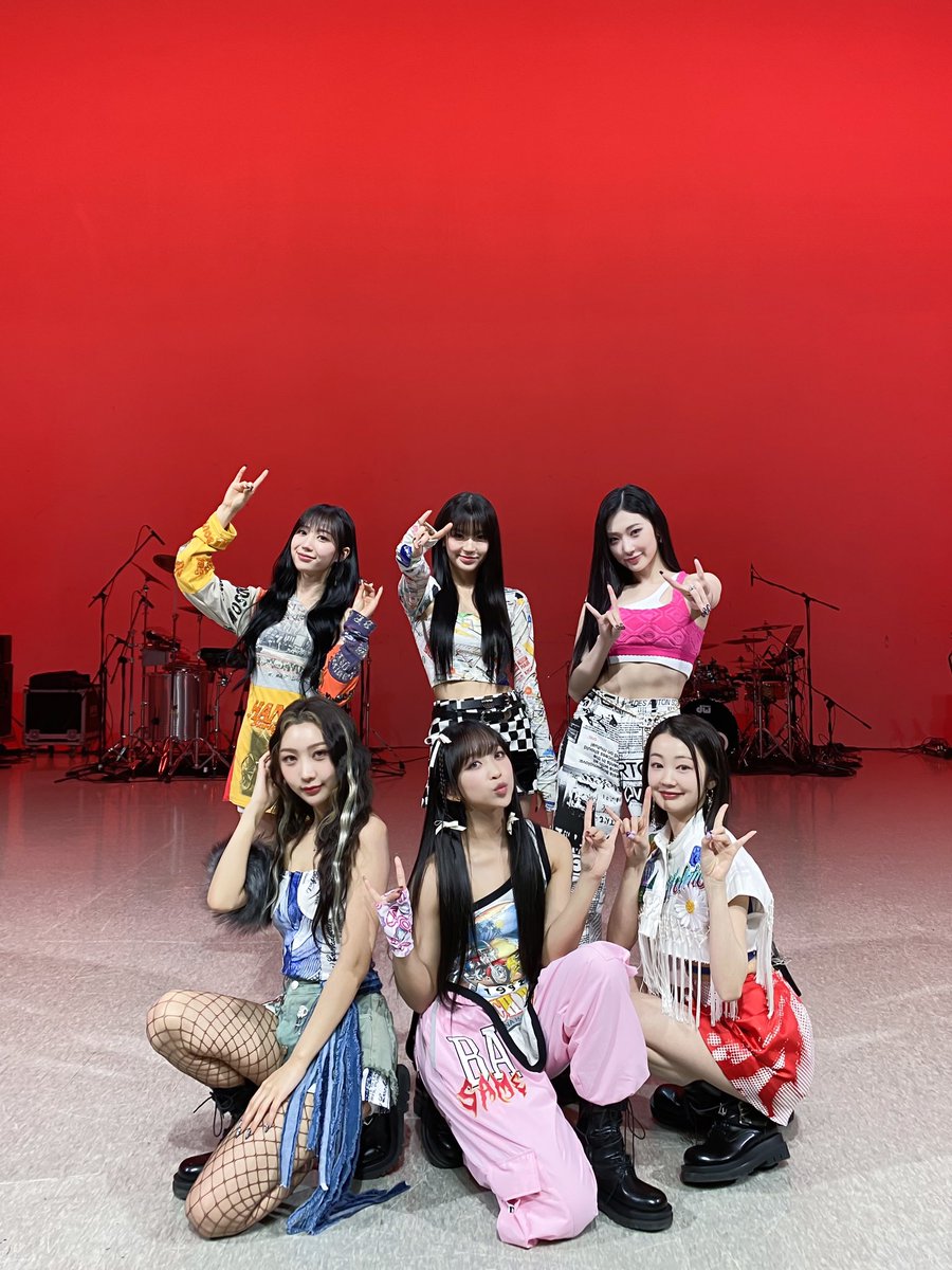 5ecretNumber's tweet photo. [*****]

📷 it's Live Behind

#SECRET_NUMBER #시크릿넘버 
#독사 #DOXA https://t.co/Yls0qyUXEb