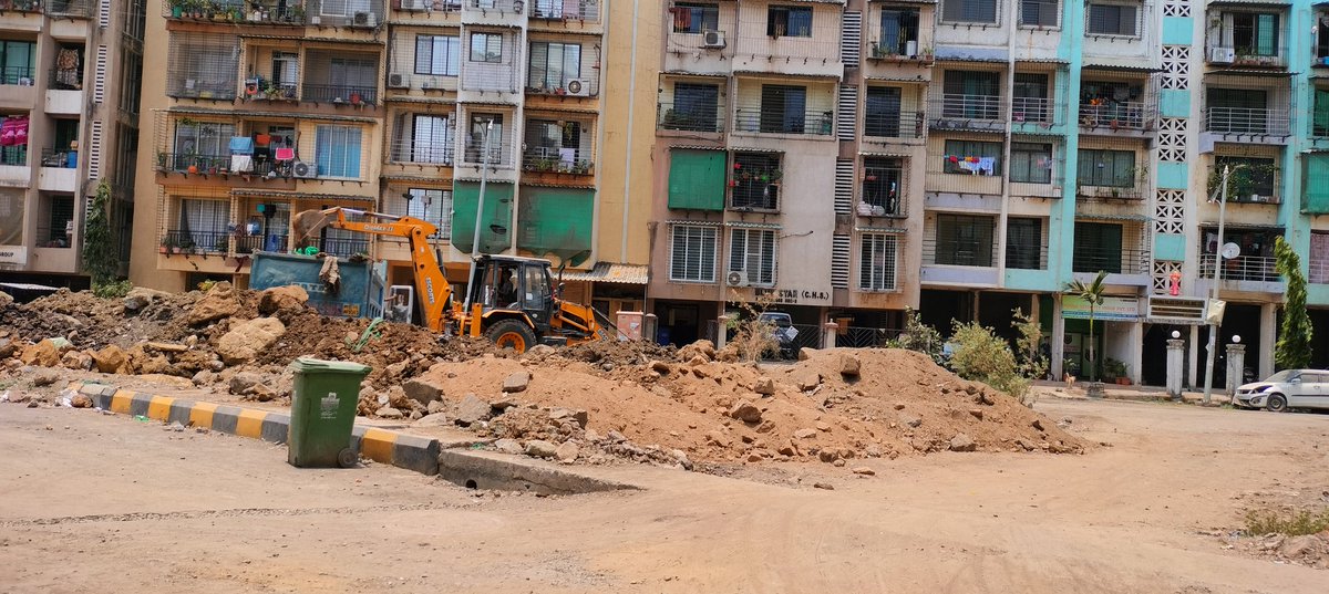 nationalism_eng's tweet photo. For the last many years, the mining mafia is continuously doing the work of soil mining by illegally occupying the government land.

The resident of Sector 8, Ulwe, Navi Mumbai are deeply saddened by the terror of the mining mafia. The mining mafia threatens to blow away those who raise their voice against illegal mining with a tipper truck.

Ulwe area has been developed by CIDCO. People from far flung areas and other states reside in this area and that is why regional mining mafia pressures them not to raise their voice against illegal mining.

A garden plot has been allotted by CITY AND INDUSTRIAL DEVELOPMENT CORPORATION OF MAHARASHTRA LIMITED (CIDCO) for the residents of this area, which has been encroached upon by the mining mafia and this garden plot is being used for illegal dumping.

The work of illegal mining goes on 24 hours and due to the pollution caused by it, the people of the area keep the windows of their houses closed. Hundreds of children living in this area are suffering from lung disease due to the dust from the mining.

Due to the fear of mining mafia, the family members do not allow their children to go out of the house. The family members fear that due to the movement of the Tipper Truck, their children might meet with an accident.

Navi Mumbai Police is requested to take the matter into immediate cognizance and take strict legal action against the guilty mining mafia.

Note - Dumping of illegal mining is being done even at this time. Mining mafia says he bribes the police of the area not to act. That is why no legal action has been taken against him by the police till date.

Address - opposite Blue Star CHS, Plot No. B - 98, Ulwe, Navi Mumbai, Maharashtra - 410206

@Navimumpolice @DGPMaharashtra @CMOMaharashtra @maharashtra_hmo @HMOIndia @mieknathshinde @PIBMumbai @mahacpimspeak @maha_governor @rashtrapatibhvn @CollectorRaigad @mining @MinesMinIndia @CIDCO_Ltd @DrSanMukherjee @MoHUA_India @InfoRaigad @Dev_Fadnavis @Mumbaikhabar9 @mpcb_official @TOIMumbai @ANI