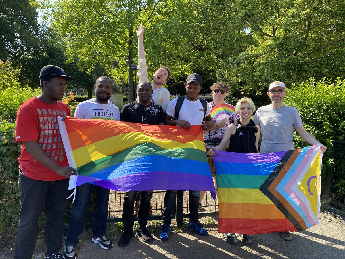 Nos bénévoles au départ pour les Marches des Fiertés de Saint-Quentin et Compiègne 🌈😉

Soutien aux associations Fier.e.s et Queer et Clin d’Oeil LGBTqi+ ❤️

Bonnes prides à tous-tes !