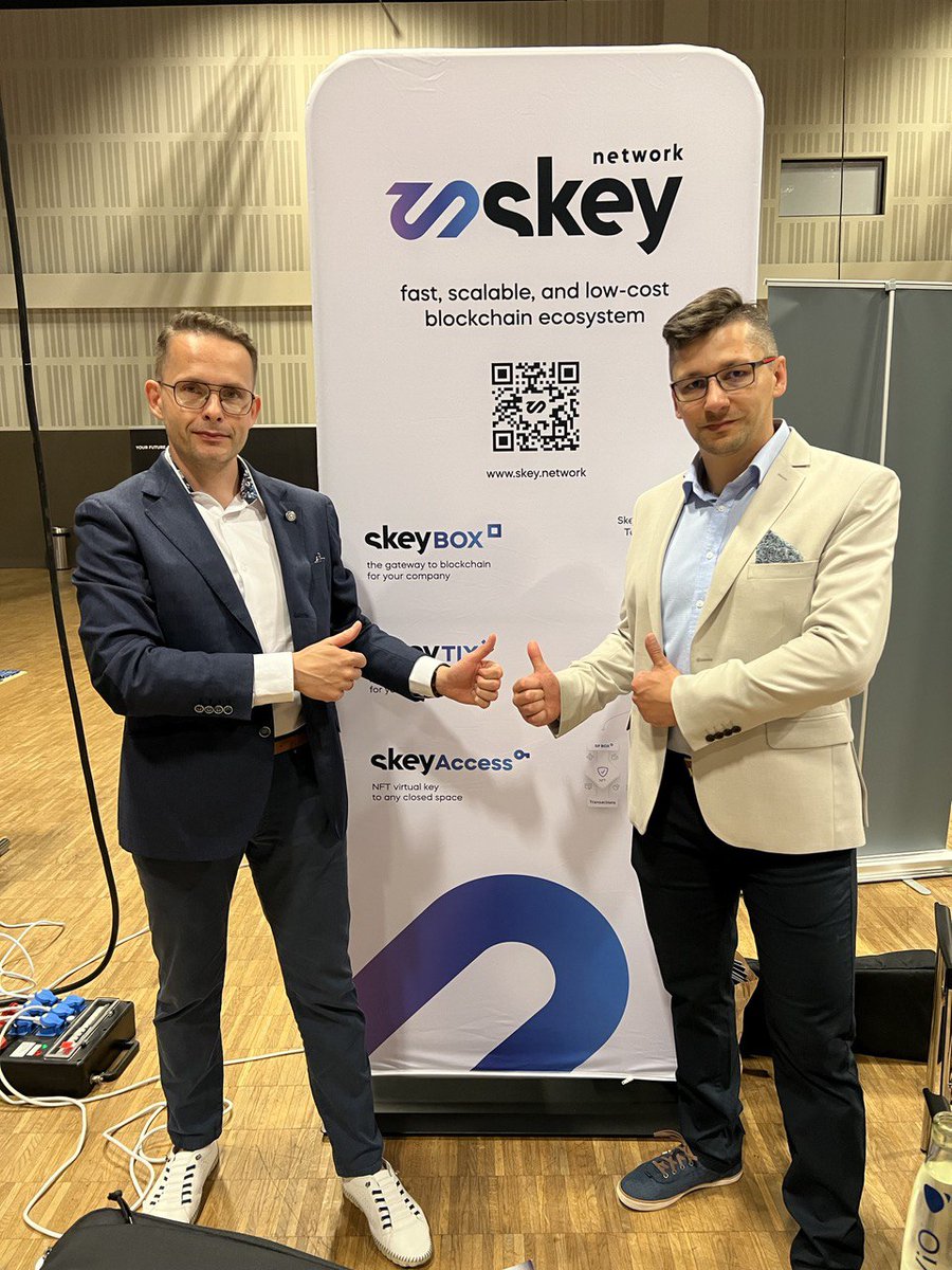 Hi, here we are at the @berlinweb3com!
The presentation will start on the second stage at 11:30!

We are impressed by the conference, with many exciting projects and personalities.

Join us at booth b55!
Let’s talk about Skey Network!

We have some cool surprises for members of