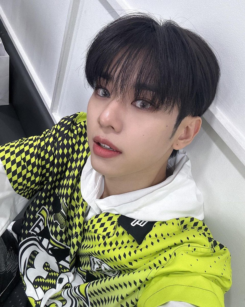 AB6IX_DONGHYUN's tweet photo. 🎾🎾🎾💙 https://t.co/e4sRgHRe3m