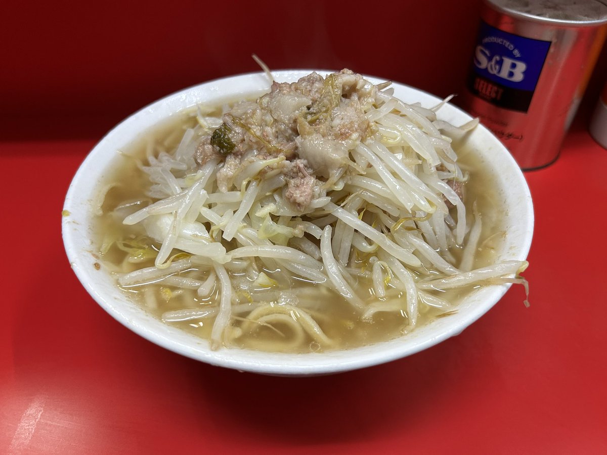 二郎三田本店美味かった。これで600円は安い