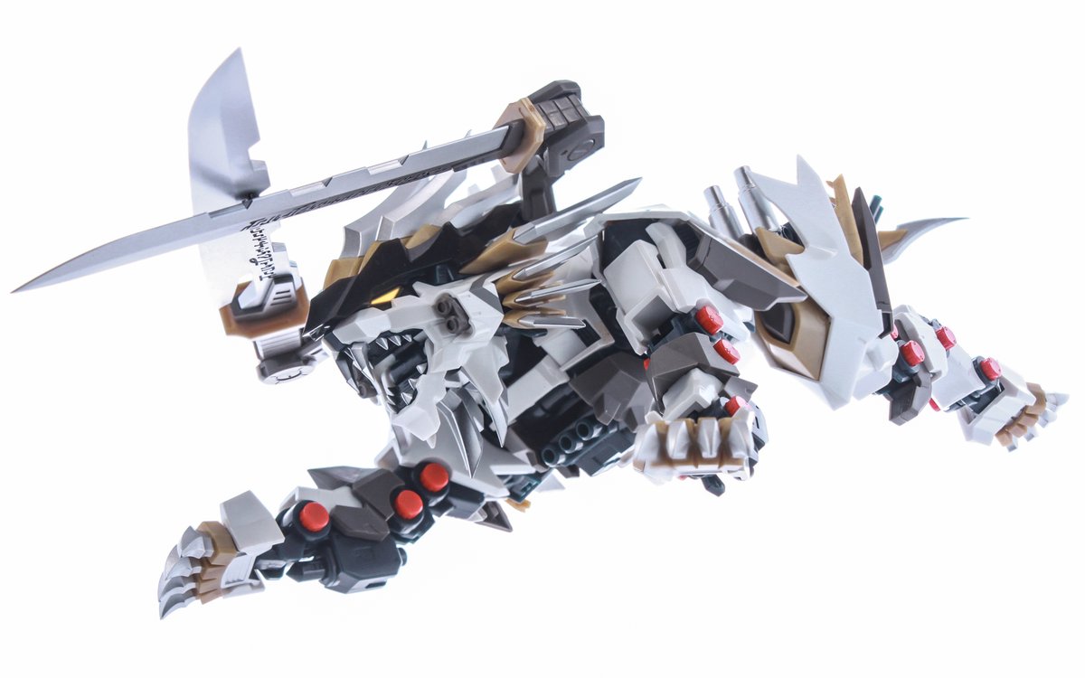 NIRVASH1246's tweet photo. だったら、もう一度だけ俺の願いを聞いてくれ！ ！
ムラサメライガー！！！ 
#ゾイド 
#ゾイド40周年
#ZOIDS
#コト���キヤ https://t.co/Hb9YQzxEPx