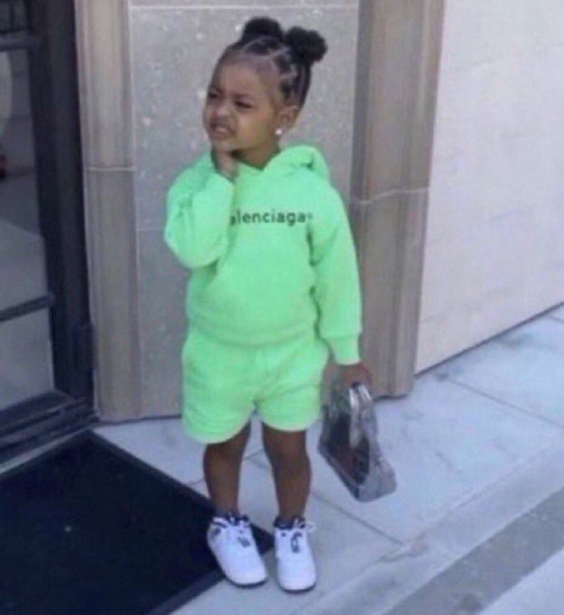 BelleRideaux's tweet image. They kinda making me wanna hear Russia’s side of the story a lil bit…..