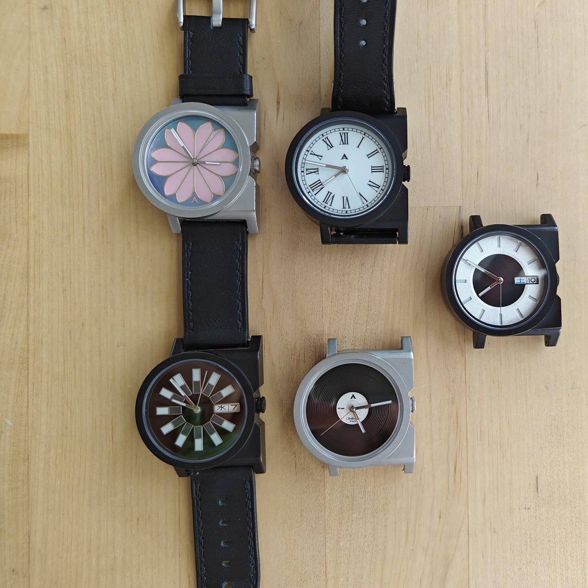 abcxyz_jp's tweet photo. Attention please #watchmodders ! Here comes new and fun dials for 28.5 mm NH35/36/37/38/39!
Please note that the Mother-of-Pearl Sakura (cherry blossom) dial, "Chillmatic" Vinyl Record dial, and Lumed Enamel Roman dial, are prototypes!
#watchmod #watchdial #時計 #時計改造 https://t.co/TG8LhuQxNv