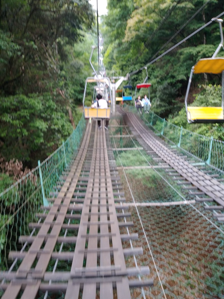 友達家族と高尾山なう⛰️ https://t.co/XPA04YOW5Y