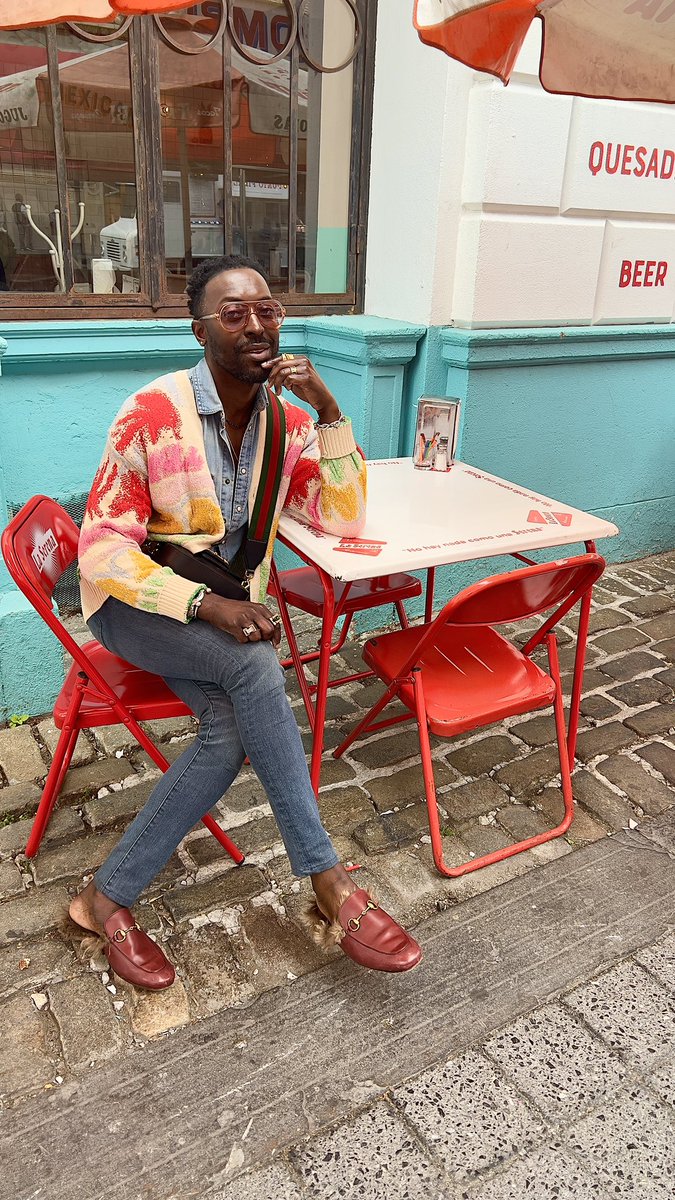 Style_Maverick's tweet photo. I prefer living in color. And to think…all the colors I am inside have not been invented yet. I Say Yes! ™️ swipe left ⏪️
:
:
:
#CedricDeCarloGray #TheStyleMaverick #ISayYes!™️ #MaverickMan https://t.co/6x1i1axlfA