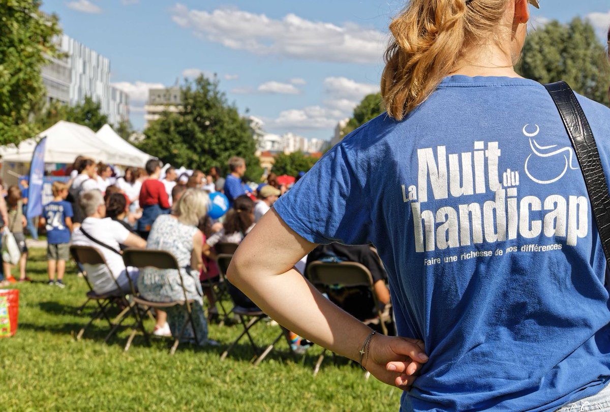 Ville_BoulogneB's tweet photo. #SemaineDuHandicap C'est bientôt la fin 😀 RDV ce soir à la traditionnelle #NuitDuHandicap ✨
📍 Parc de Billancourt
⏰de 16h à 22h (entrée libre)
Infos 👉 https://t.co/tt1bjG0Tft
@OTBB92 @BIJBB https://t.co/EXye23Vy1G