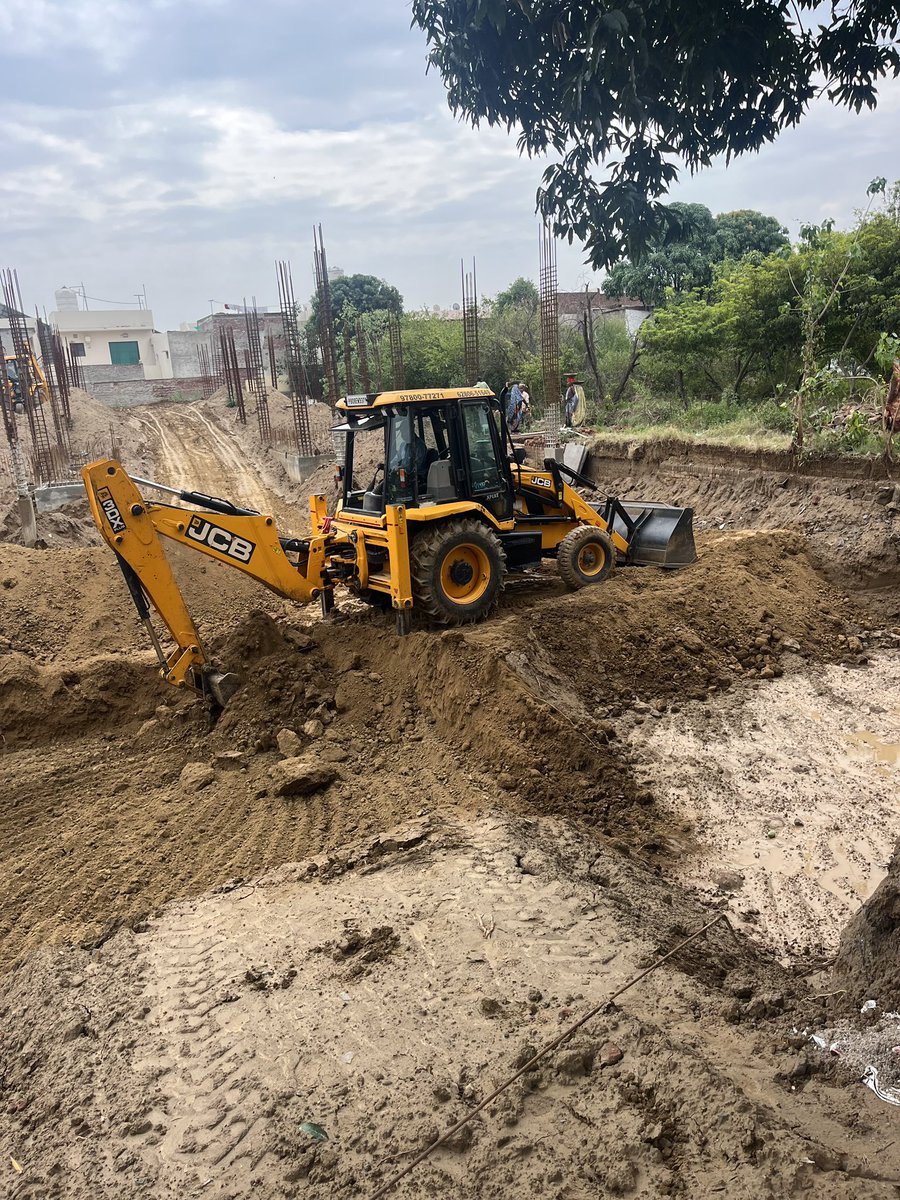 23DC_Architects's tweet photo. We are delighted to announce that construction on the ‘Clarence’ has finally begun!

#workinprogress #punjab #jalandhar #siteprogress #design #architecture #architecturelovers #archilovers #constrution #india #23DCArchitects #23DC #23DC_interiors https://t.co/YMAFgovZh8