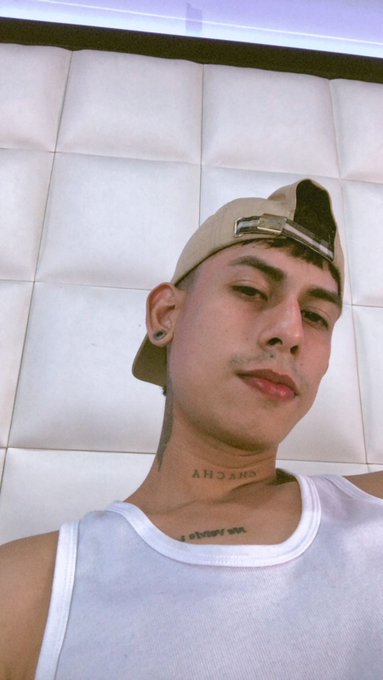 Hello &hearts; Lets go, I am Online!!  https://t.co/FgVCha3dMD  @chaturbate @cbupdatenews @chb_model @chaturbateLATIN<a class="tags" href="/tag/chaturbate">@chaturbate</a><a href="/tag/latino"class="tags"><span>#latino</span></a><a href="/tag/rt"class="tags"><span>#rt</span></a><a href="/tag/young"class="tags"><span>#young</span></a><a href="/tag/chaturbate"class="tags"><span>#chaturbate</span></a><a href="/tag/boyslove"class="tags"><span>#boyslove</span></a><a href="/tag/guy"class="tags"><span>#guy</span></a>