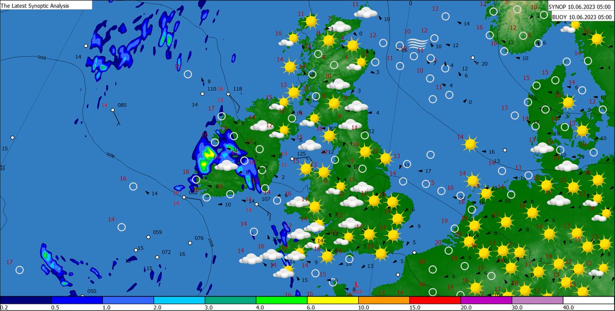 MetraWeatherUK's tweet image. Good morning on what is likely to become the hottest day of the year so far later - Plenty of sunshine for many first thing and temperatures are soon starting to rise. There are some showers though across parts of #Ireland and #SWEngland - A sign of things to come! ⛈️