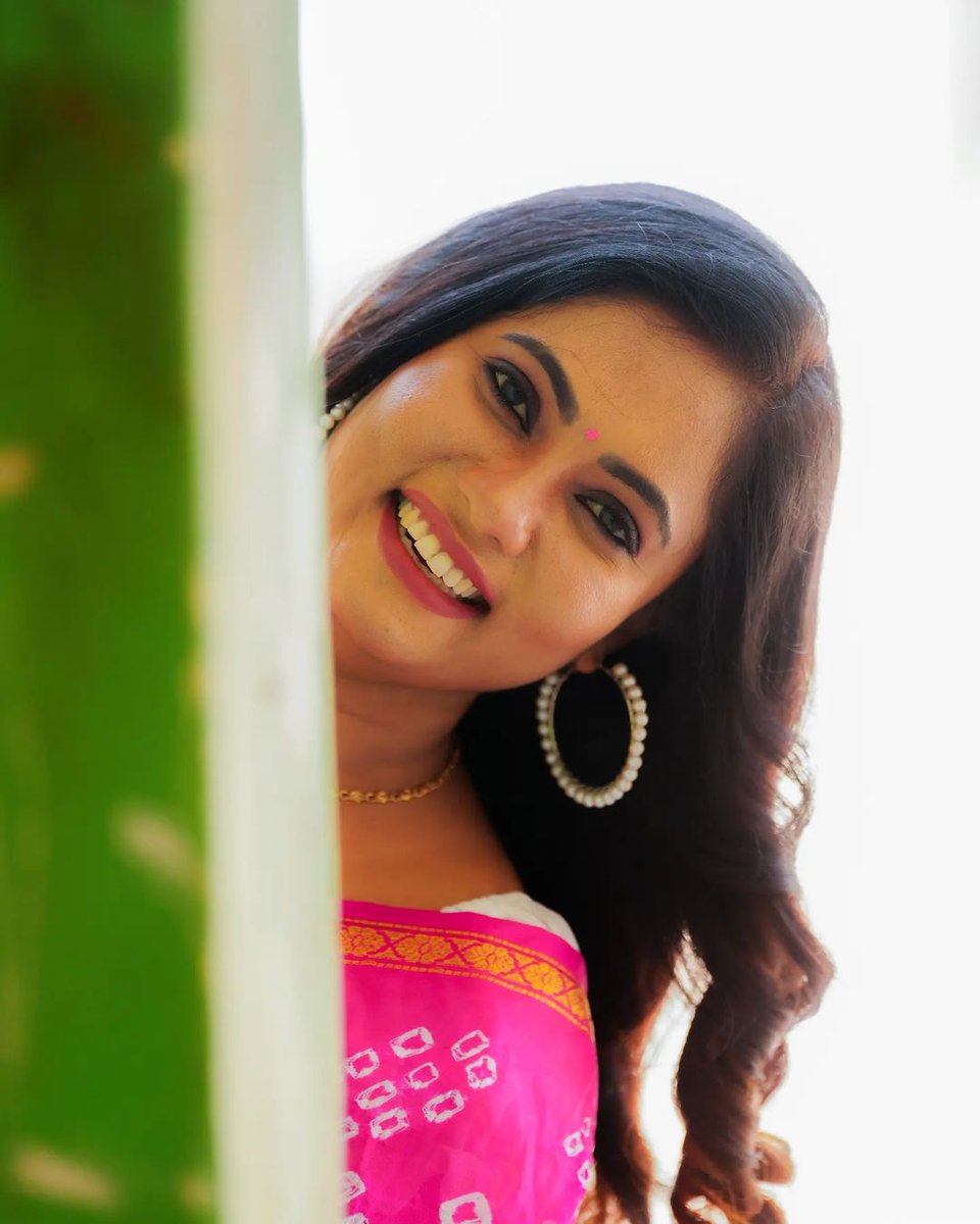 actressmeena26's tweet image. #straighthitsuguna new photos #shorts