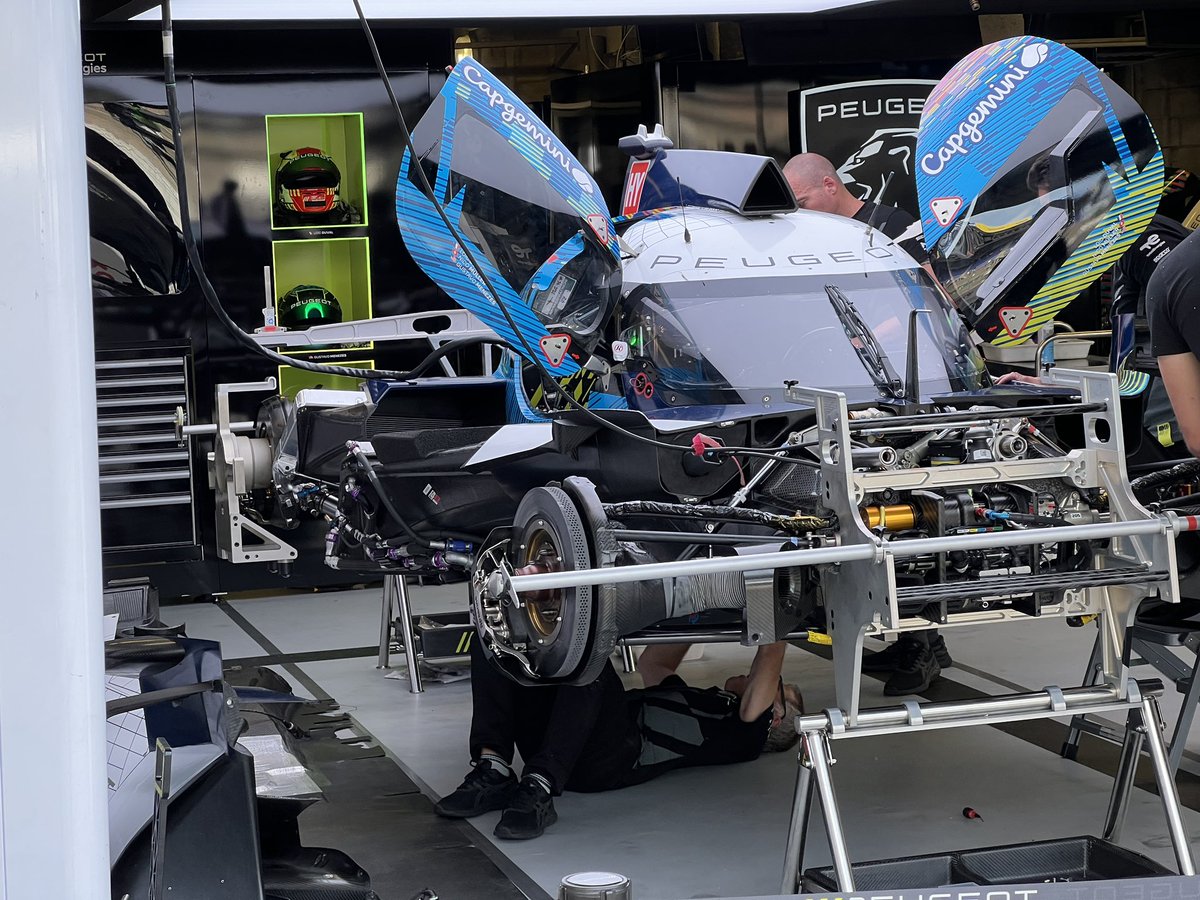 Marshall Pruett on Twitter "Couple of tech shots to start race day at