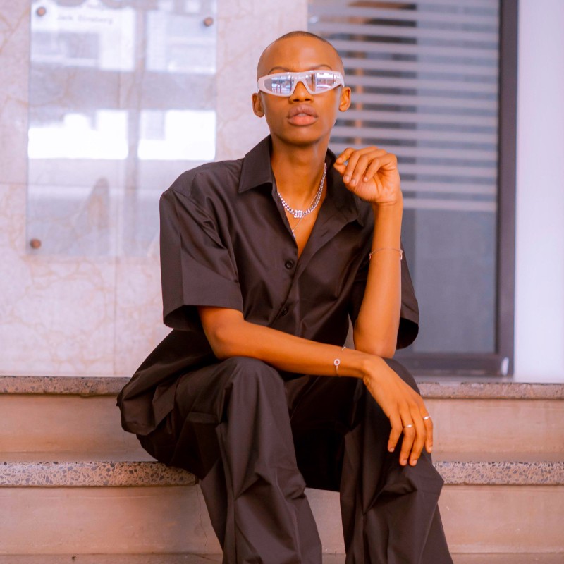 vow_881's tweet photo. #BreakfastPunch | 🥞
IT IS THE WEEKEND🚀
Chatting all things Social Media & It’s Power with the @BonaMag DIGITAL DISRUPTERS #YouthMonth Cover Stars @khanyisa95 #ChadJones & #LeratoNxumalo 🏆
•
📲: 074 577 9461
LIVE 7AM-9AM with @Thabile_TTO
📻: 88.1 | https://t.co/xfVRyYfFgT https://t.co/1UDFE929Em