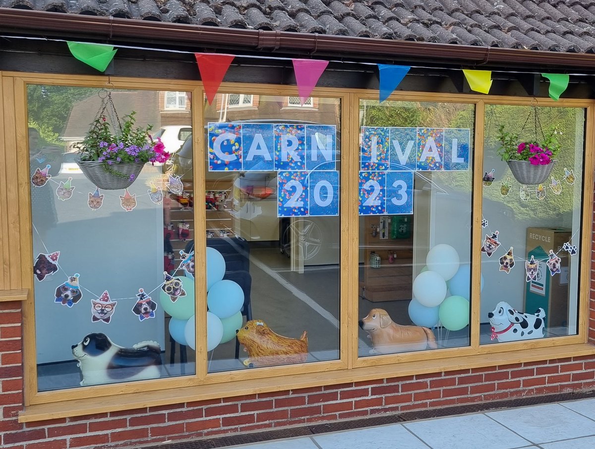 It's carnival day!! We hope everyone has a great day and look forward to meeting you and your pooches at the fun dog show! Registration from 2pm, first category at 3pm 🐶 @CMullenCarnival #CorfeMullenCarnival