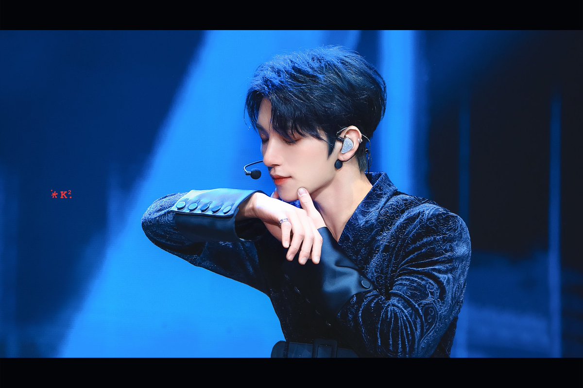 K2_1230_'s tweet photo. 200105 🤲🏻💙

#세븐틴 #seventeen
#조���아 #joshua 

HD 🔗：https://t.co/JPqOeudCEv https://t.co/OXDUzjF5J4