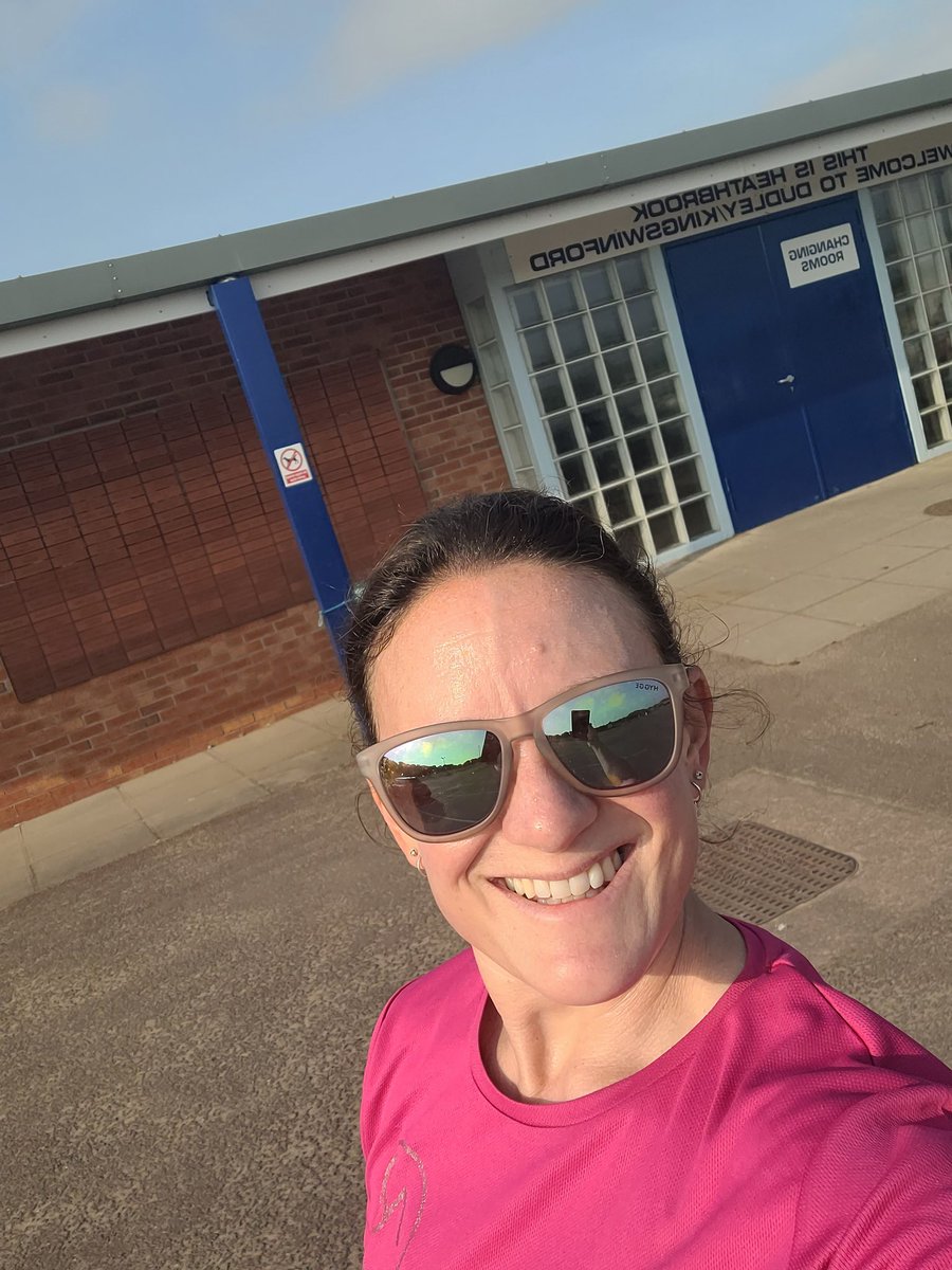 Runningcircles_'s tweet photo. Meeting a runner who wants to train for Dublin marathon in October. 
If I can, I try and run with my coached athletes to get a good understanding of where they are now and what they want to achieve.

Time to start writing that plan 😌 

#runcoaching #ukrunchat #dublinmarathon https://t.co/8XVXrEyHCQ
