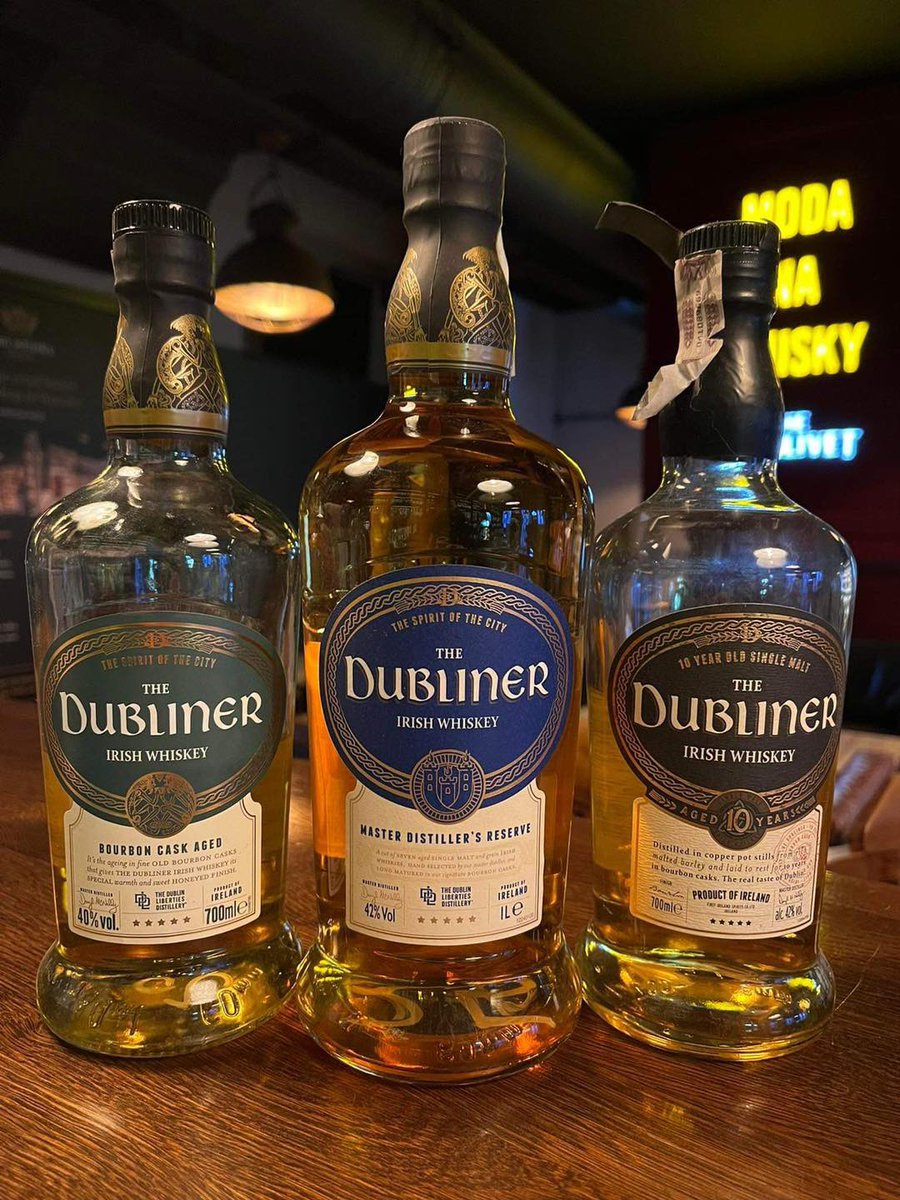 DomWhiskyJG's tweet image. Menu degustacyjne (3x20ml):

#JastrzębiaGóra #ElementsofIslay Lp8, Lg11, PI6 / 185 zł.

#Sopot #Glendronach Cask Strength Batch 7, 8yo, 21yo / 130 zł.

#Warszawa #TheDubliner Bourbon Cask, 10yo, Master Distiller's Reserve / 45 zł.

#Wrocław #Lark #Overeem #HellyersRoad / 110 zł.