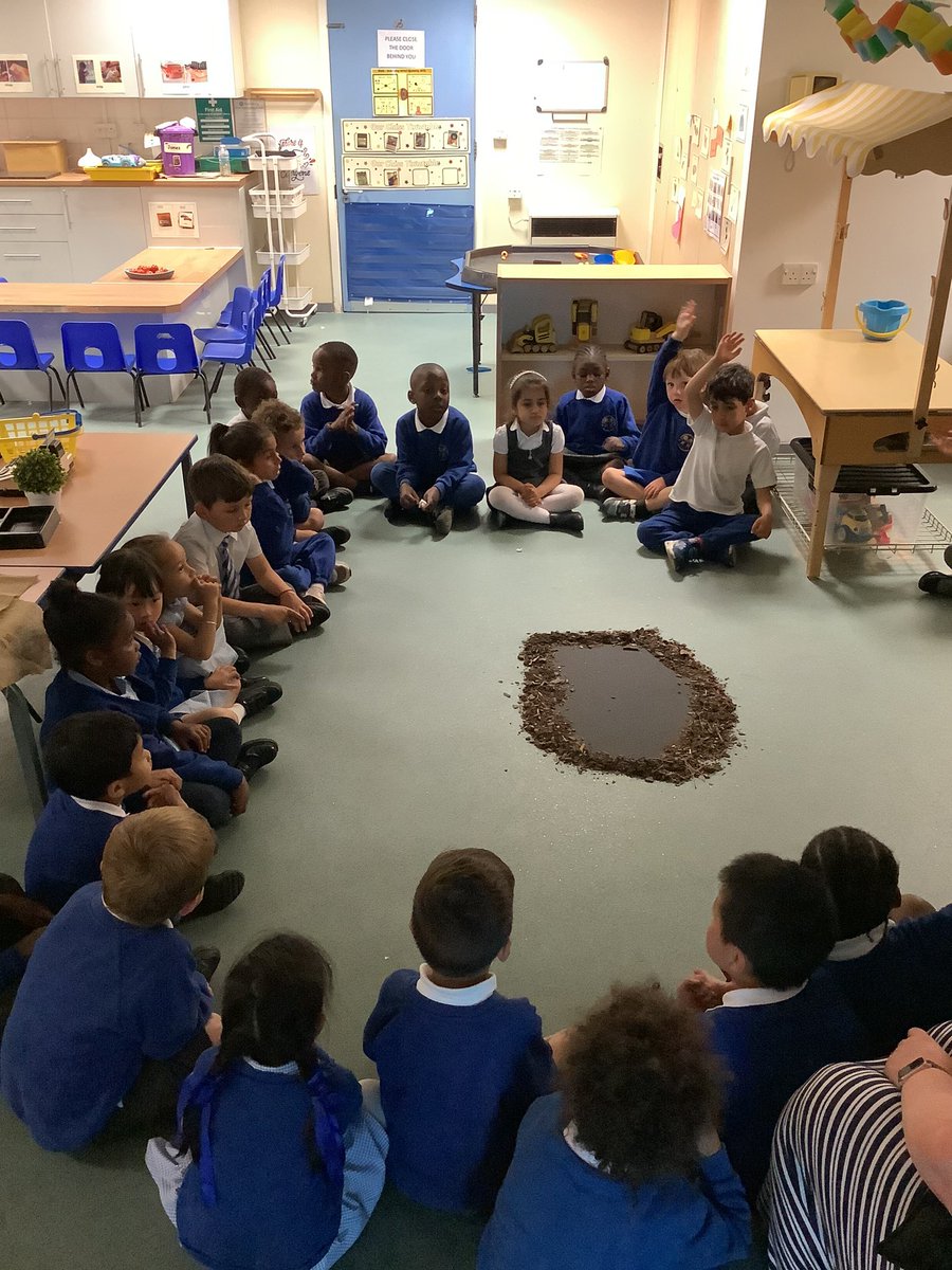 AlderclassEYFS2's tweet photo. This week a hole in the ground appeared in our class! We didn’t go too close, but we did use our communication skills with our friends to discuss what we thought might be down the hole 👀 
What do you think? 🤔 https://t.co/CLKy68LSr0