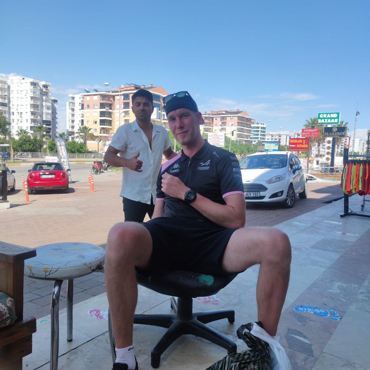 RobertTKottka's tweet photo. @AlpineF1Team @PierreGASLY You picked the wrong backwards guy 😇😇

I did that before him 🥰🥰

But mistakes can happen.... https://t.co/vsBD2MQeKU