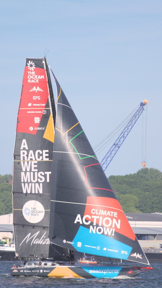 #TeamMalizia with their skipper @borisherrmann during their fly-by in #Kiel in leg 6 of @theoceanrace meeting GUYOT environment - Team Europe.
What a nice event with perfect weather. All the best for the rest of the race!
