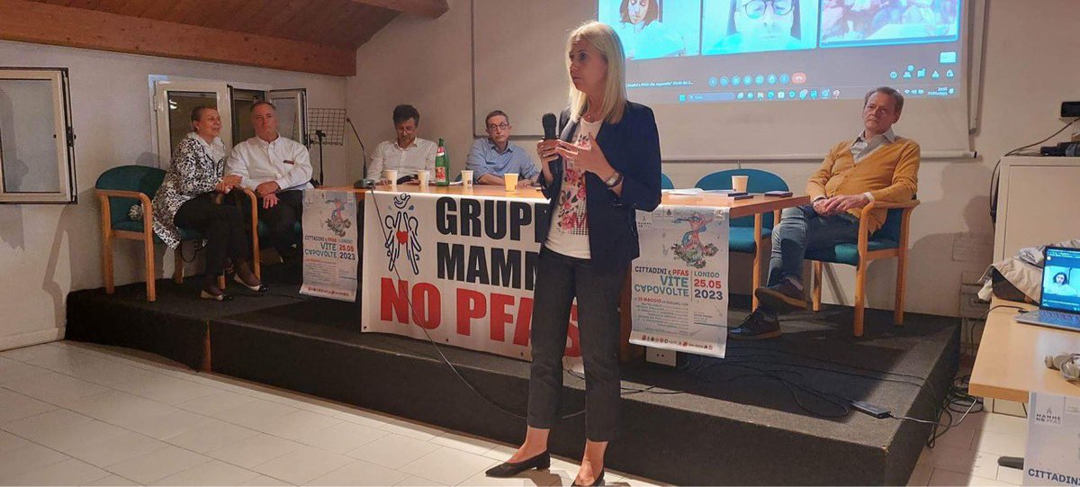 MaluMenegatto's tweet photo. Speaking about #PFAS contamination in Veneto Region (Italy) in a interdisciplinary view. My intervention: the psychosocial impact on residents https://t.co/hi7JNgIDJ9