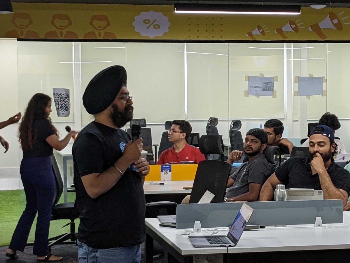 harsh_casper's tweet image. We are starting with the @localstack Cloud DevXchange meet-up! 🤩
#LocalStack #CloudDevXchange #Cloud #AWS #Docker
