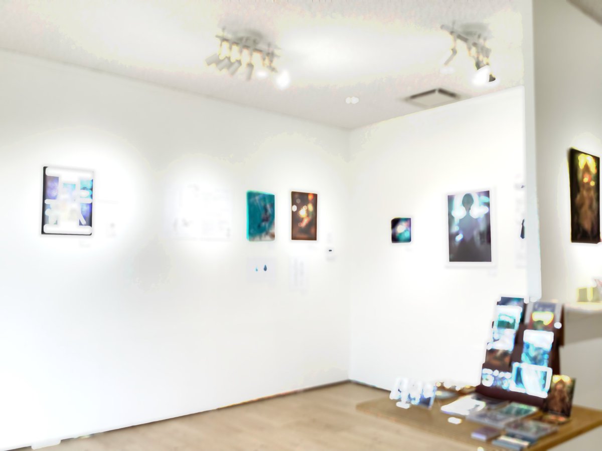 nico1016_yun25_'s tweet photo. イラスト展覧会「METROPIAS(メトロピアス)」、本日からスタートしております！ https://t.co/ih6Nm6FcuB