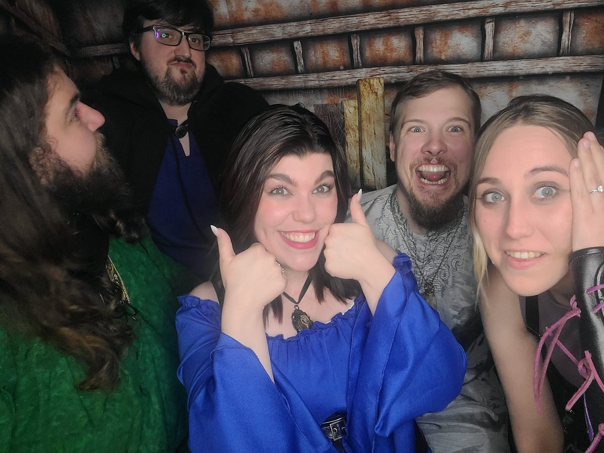 MsNicholeMorgan's tweet photo. We had a successful stream tonight at https://t.co/9qGKv26cSH come hang out with us Friday nights! 💜 https://t.co/vgkN1sJM8d