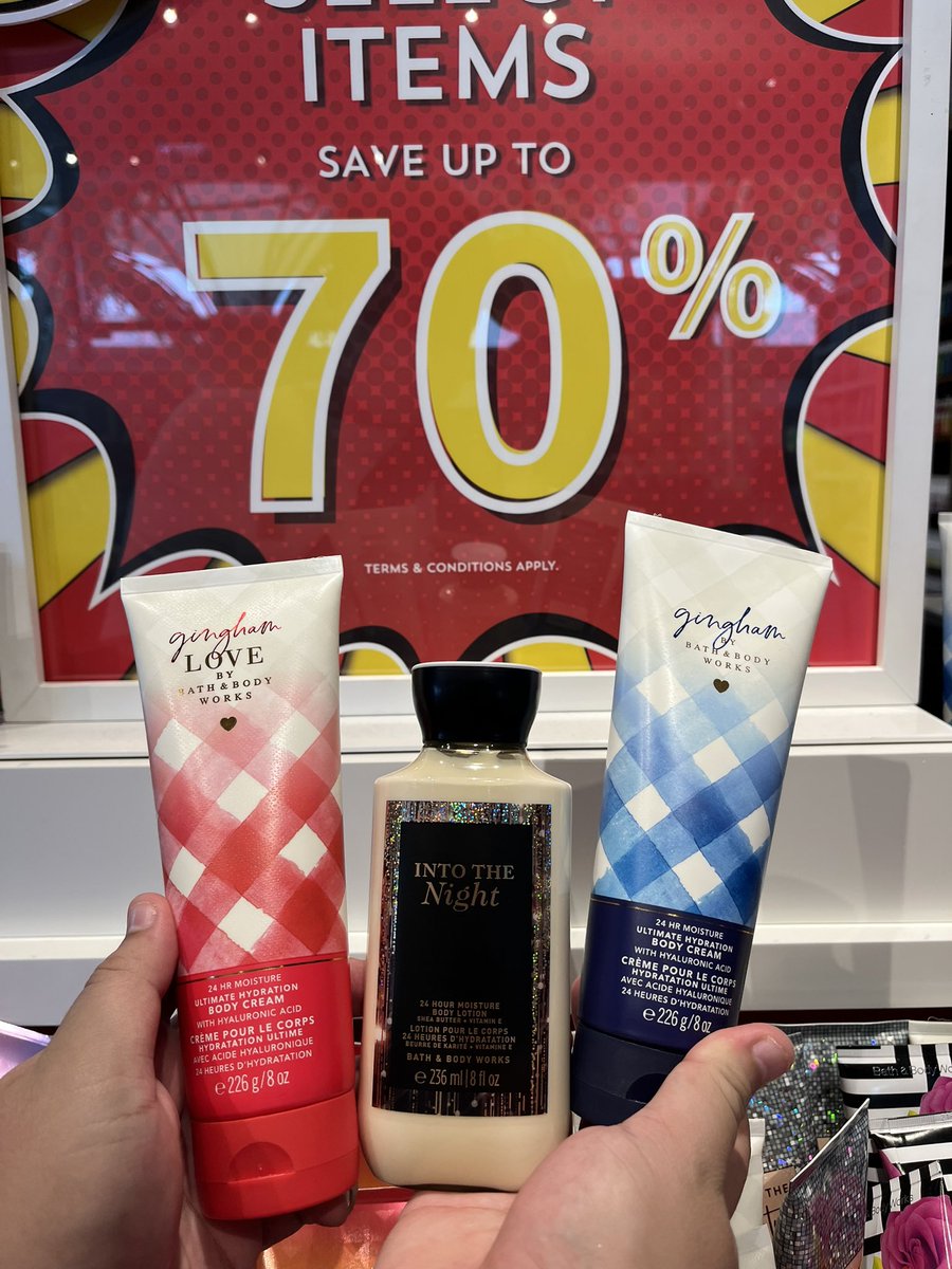 pickanddress's tweet photo. Bath and Body Works โปร mid year ปังมากค่า✨💕
กลิ่นฮิต หอมเอย หอมใจ มีลดทั้ง 80% และ 70% เลย (ถูกสุดๆเหลือขวดละ 160 บาท) เทียนหอมก็มี คุ้มมากไม่ไหวแน้ววว

#bathandbodyworks #รับหิ้ว #รับหิ้วทุกอย่าง https://t.co/pLNCnl89Et