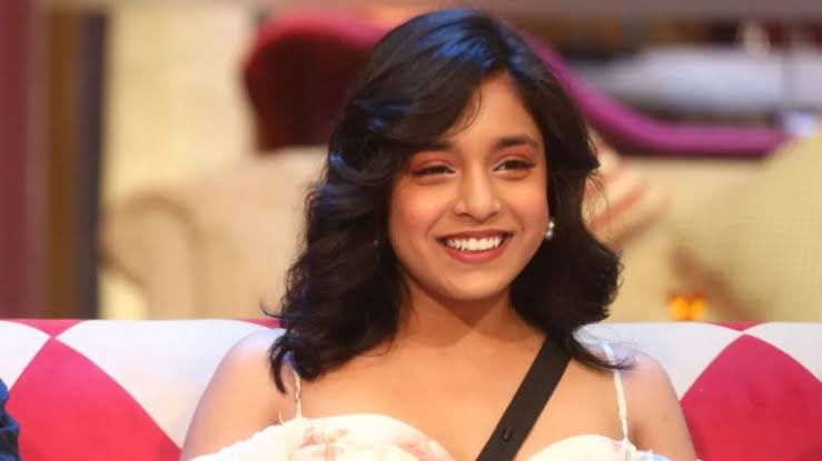 rupalisharma21's tweet photo. @meStarlet_ Best actress in the leading role for #ImlieAryanSinghRathore @TouqeerSumbul #SumbulTouqeerKhan https://t.co/2WHgNEpwc1