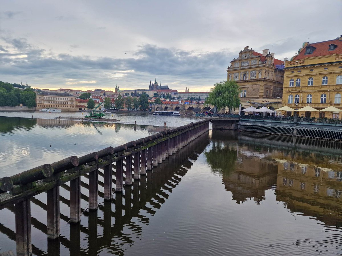 CClementa's tweet image. O vizita la Praga
09.06.2023