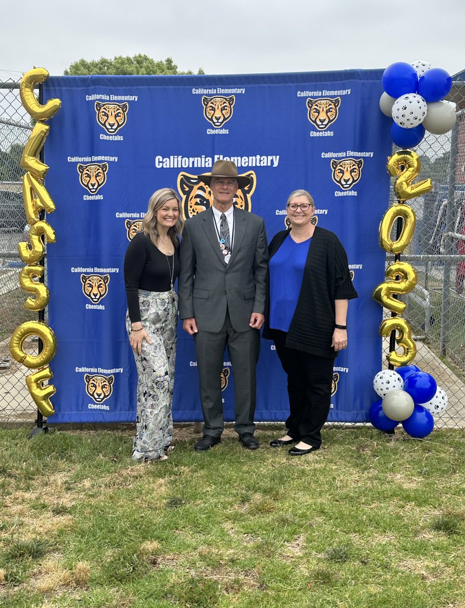CaliforniaWCUSD's tweet photo. School is Out! Wishing everyone a wonderful summer! ☀️ https://t.co/6wyFFjLoES