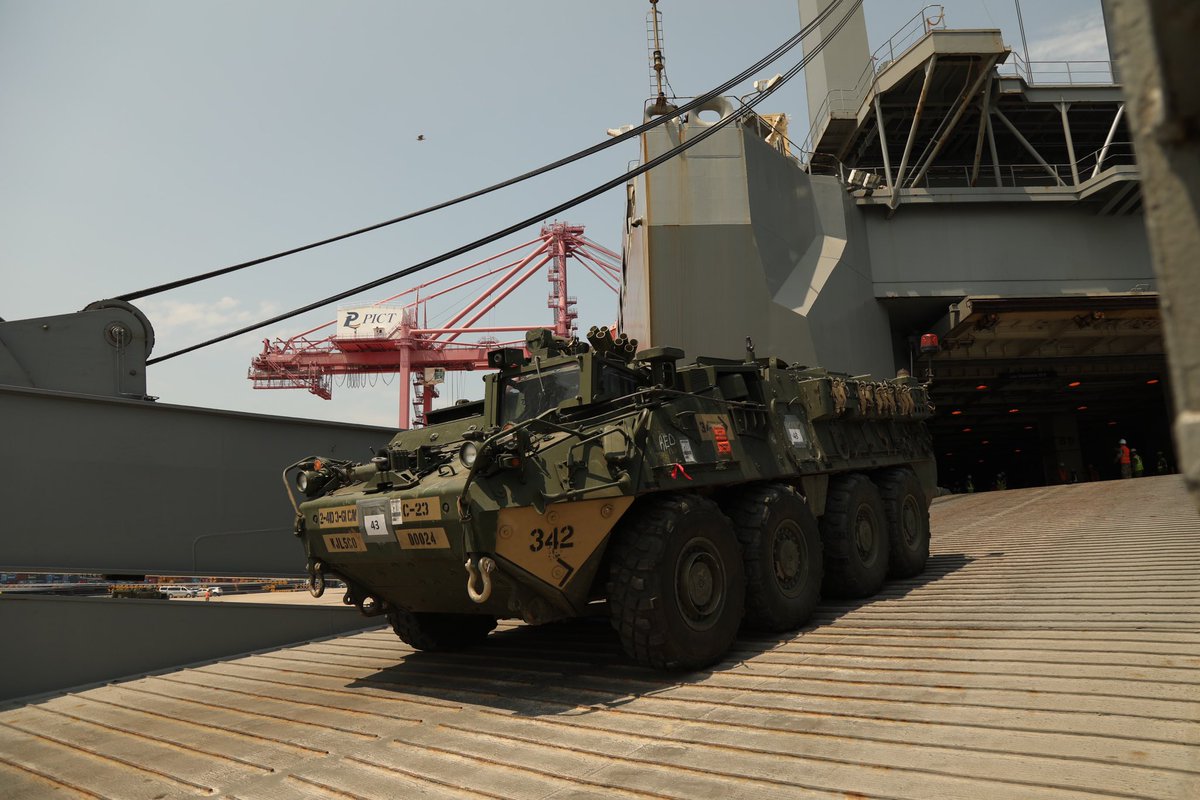 EighthArmyKorea's tweet photo. Equipment belonging to @4thInfDiv, the next Korea Rotational Force, unloads at Pohang, Republic of Korea with the help of 837th Transportation Battalion. https://t.co/eAsGmcyWlN