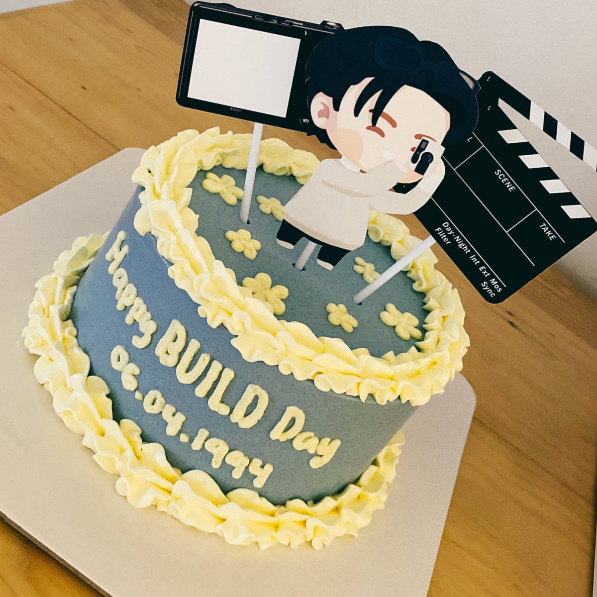 wichapasluve's tweet image. — happy build day 💙🎂 

#TinatangiKitaBuild 📷 

#BuildJakapan ; @JakeB4rever